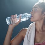 Te weinig water drinken: Zo herken je de symptomen