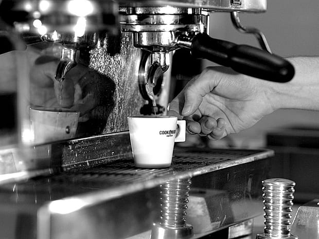 De koffiemachine waarmee je koffie zet is eveneens belangrijk voor de smaak van je koffie