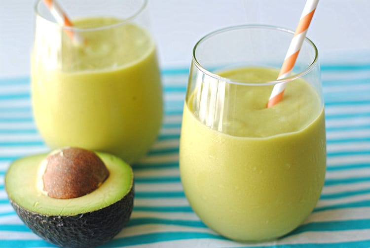 Hou je niet zo van de smaak van avocado's? Geen probleem. Combineer ze met je favoriete fruit in gezonde, groene smoothie' s 
